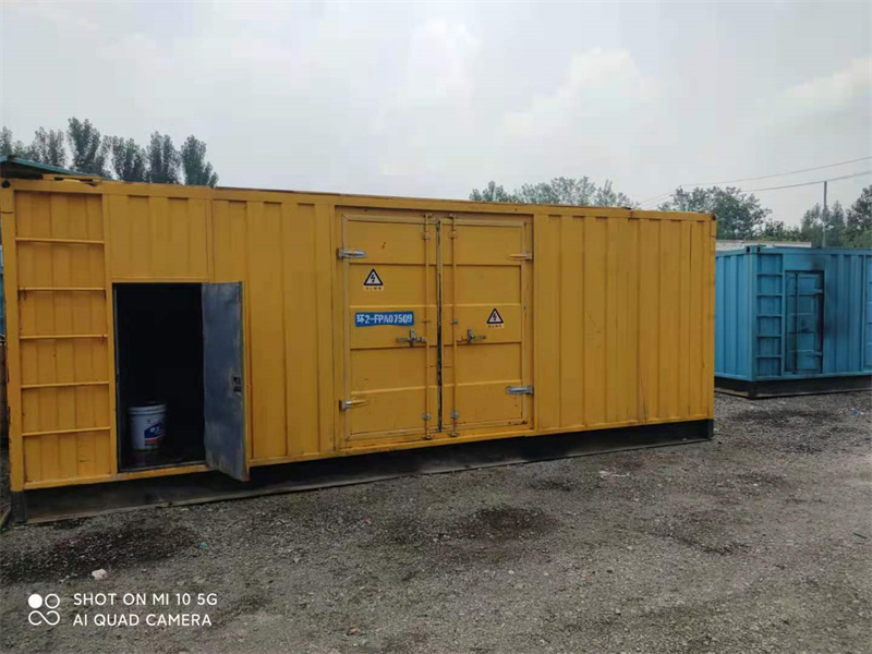 万州200KW柴油发电机组需要配备什么型号的电缆线？